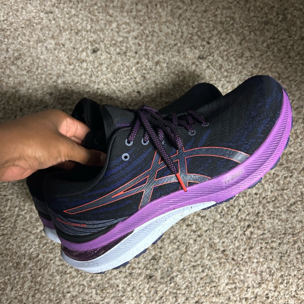 ASICS gel kayano 29
